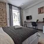 Fjaka Boutique Apartman *